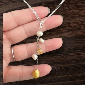 Elegant Silver and faux Pearl Necklace/choker